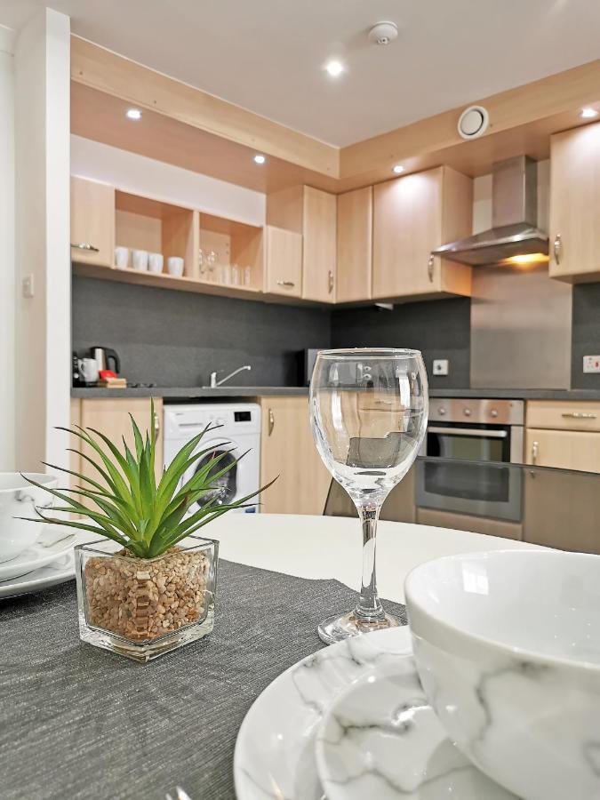 Vkm Apartments Glasgow Eksteriør bilde
