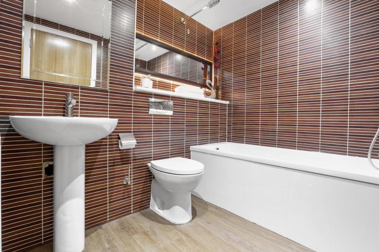 Vkm Apartments Glasgow Eksteriør bilde